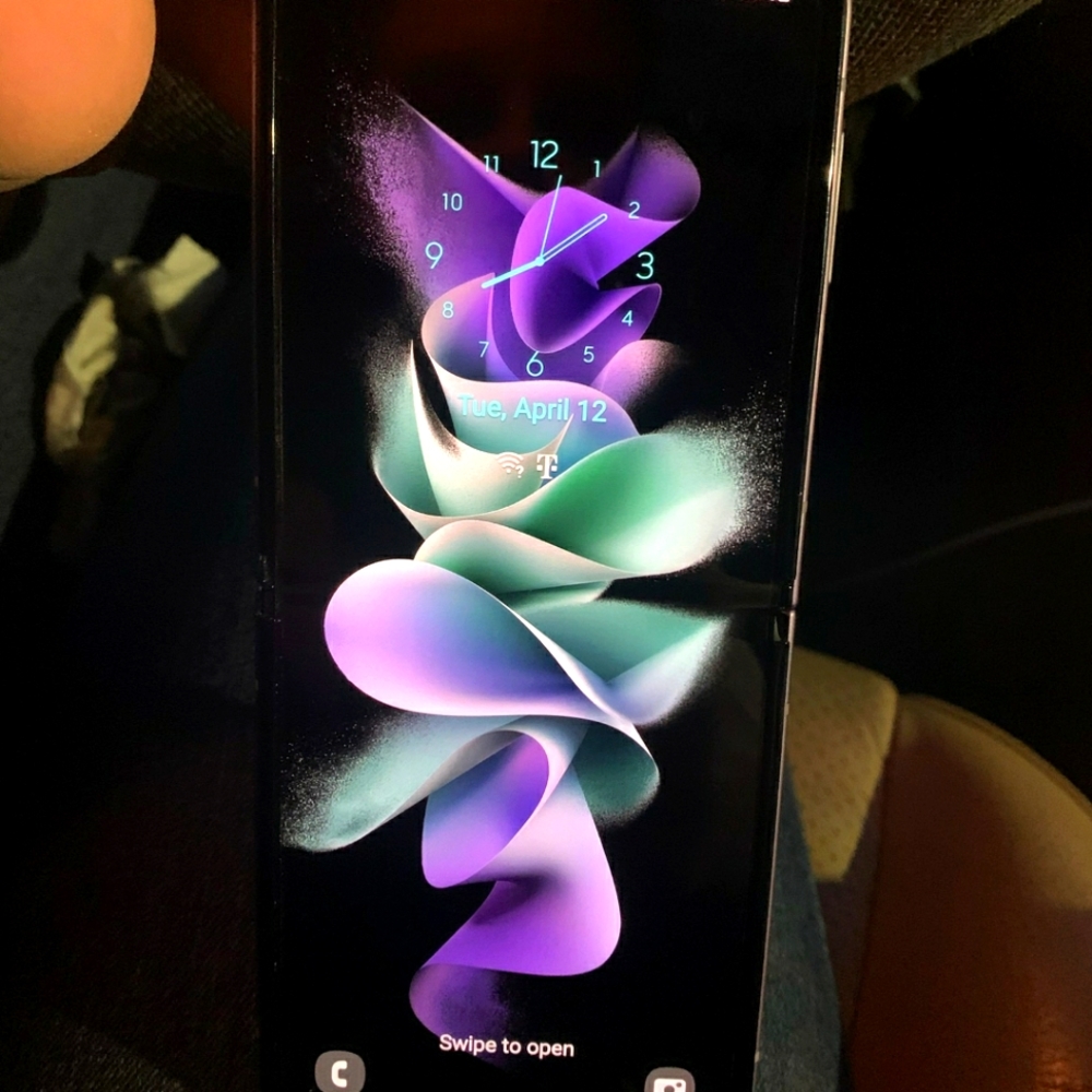 Purple galaxy z3 128GB